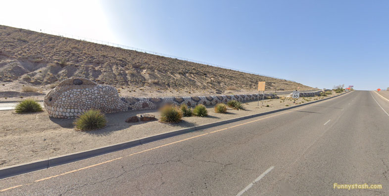 World Largest Roadside Snake VR New Mexico 1