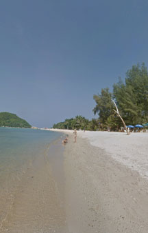Beach Modelling Photobombed Haad Beach Thailand tmb1
