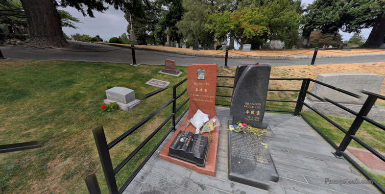 Bruce Lee Grave Seattle VR USA Famous Locations 1
