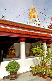 Budhist Temple VR Woramahawihan Mueang Thailand tmb3