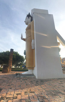 Budhist Temple VR Woramahawihan Mueang Thailand tmb6