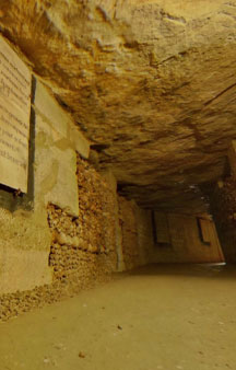 Catacombs Ancient Tombs Paris tmb2