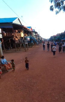 Floating Village VR 2014 Kampong Phluk Cambodia tmb1