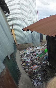 Kenya Slums Viwandani Nairobi Bizarre VR Address tmb17