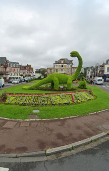 La Sculpture Dinosaure Normandy VR France tmb1