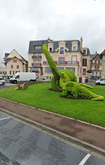 La Sculpture Dinosaure Normandy VR France tmb3