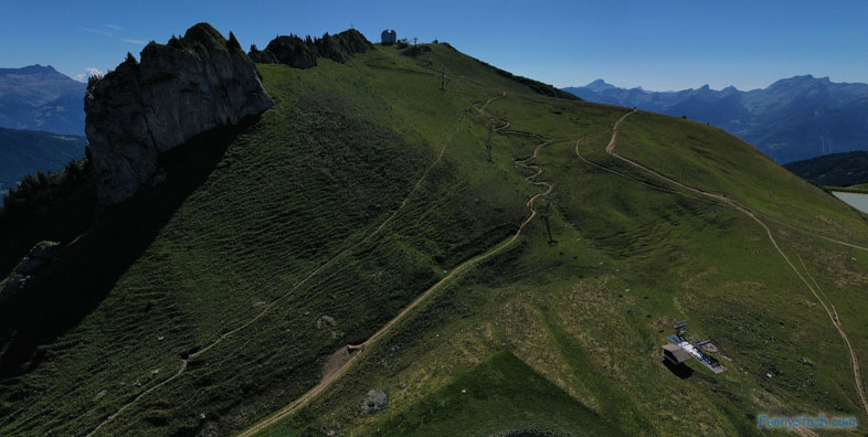 Mountain Summit Revolving VR Restaurant Berneuse Switzerland Tourism Locations 1