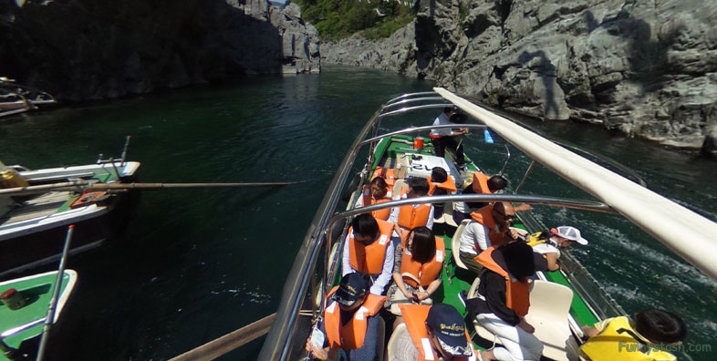 Oboke Gorge Sightseeing Japan River Rapids Boat Tour 6