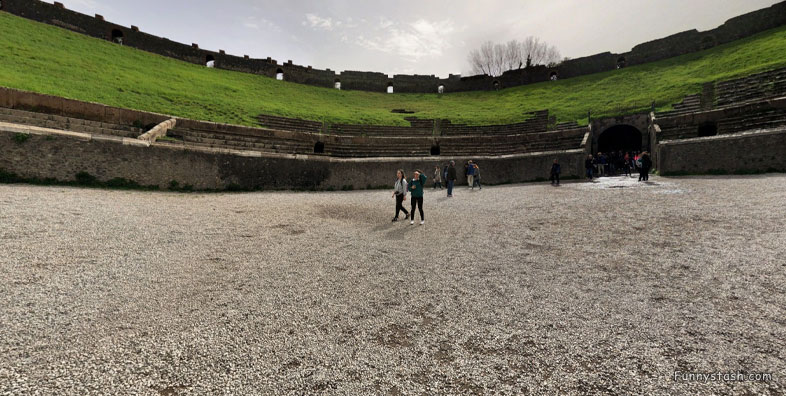 Pompei Roman Ruins VR Archeology Anfiteatro Amphitheatre Open Air Venue 2