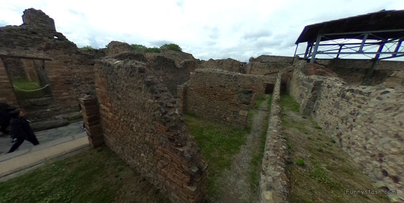 Pompei Roman Ruins VR Archeology Pedestrian Passages 1