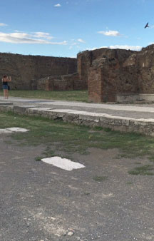 Pompei Roman Ruins VR Archeology Temple Of Jupiter tmb4