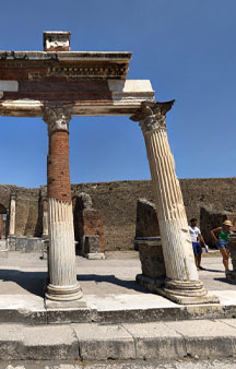 Pompei Roman Ruins VR Archeology Temple Of Jupiter tmb5