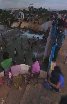 Water Festival Pool Party Innkhaung Dam Myanmar Burma VR tmb11