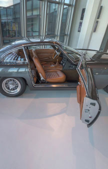 Lamborghini VR Museum Italy Car Showroom tmb17