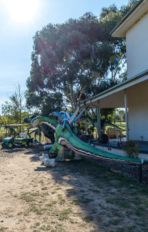 Dinosaur National Museum of Creek Road Australia VR Tourism Locations tmb4