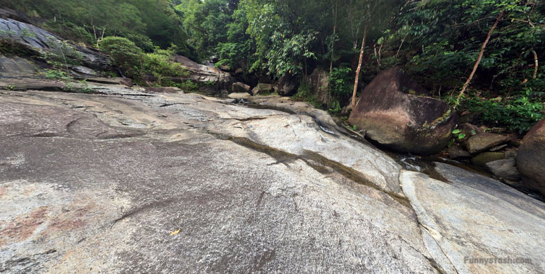 Mae Setthi VR Waterfall Thailand 2