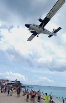 Plane Danger Beach Maho St Maarten Tourism VR tmb1