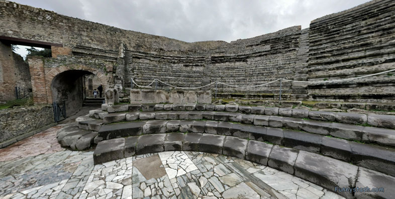 Pompei Roman Ruins VR Archeology Small Theater