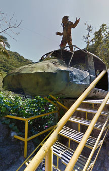 Predator Movie Set Backdrop Zipline Park VR Mexico tmb5