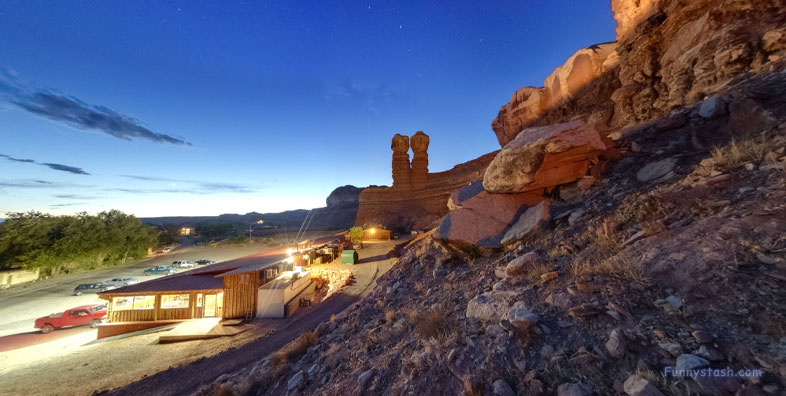 Twin Rocks Trading Post VR Map Places