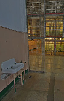 Alcatraz Prison Library 2015 VR Alcatraz Island tmb4